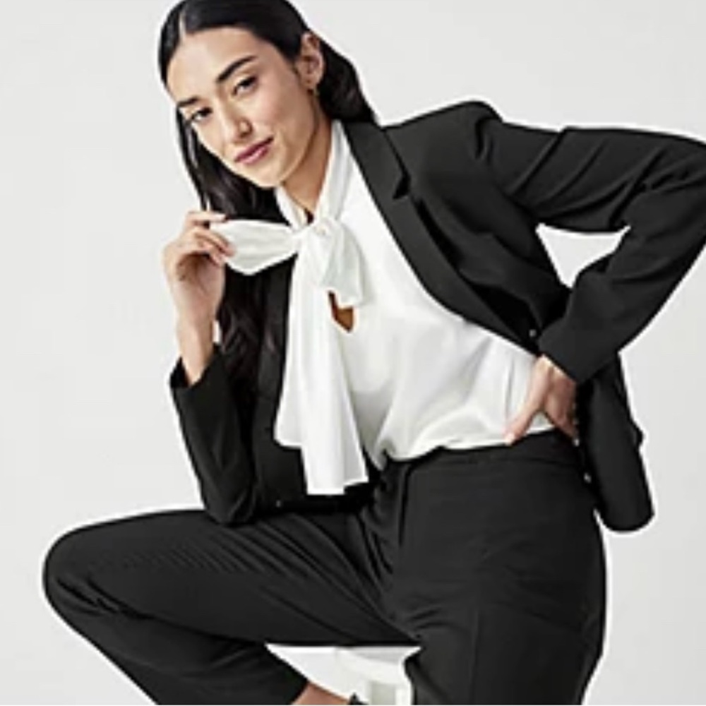 Evan Picone Black Blazer with Patterned Lining